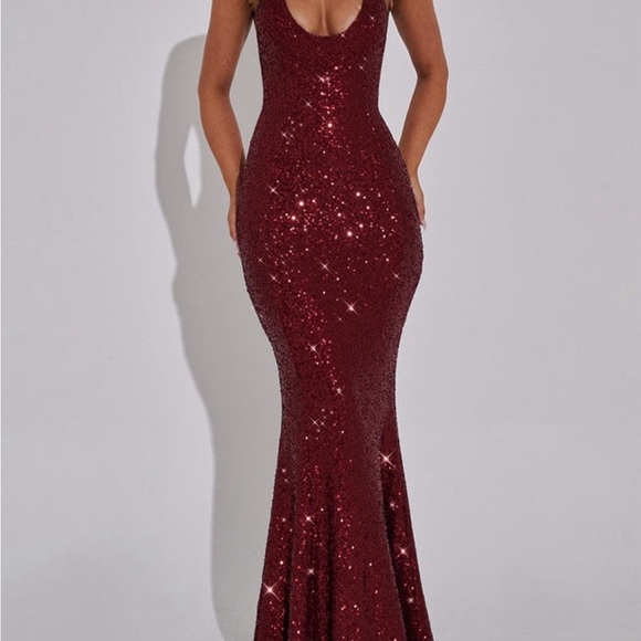 Odette Maxi Dress - Picture 1 of 6